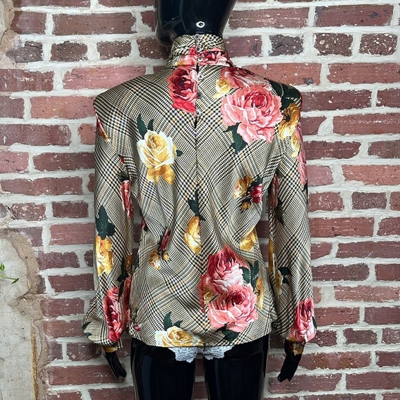 Vintage 100% Silk Blouse Linda Allard Ellen in Bold Print - Picture 3 of 7